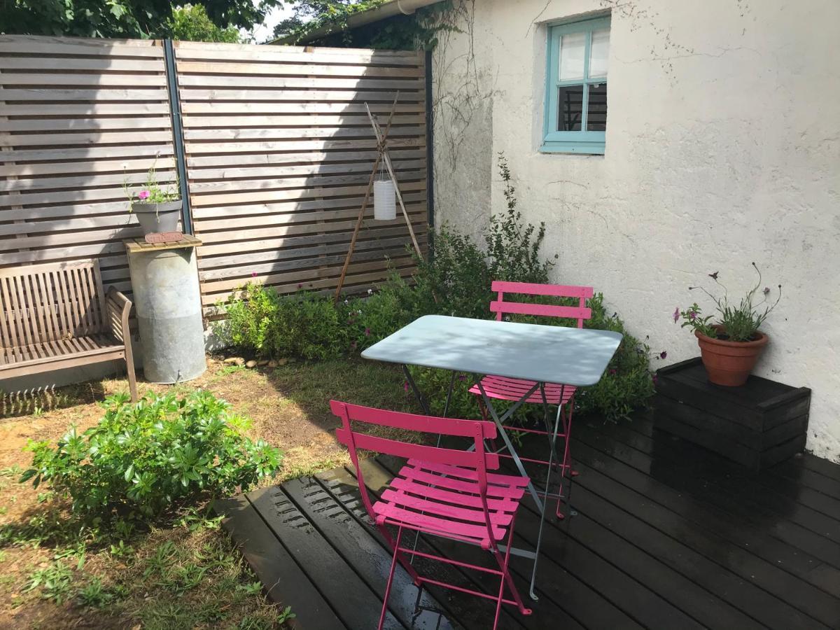 La Petite Escarpolette Apartment Arzon Exterior photo